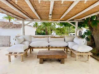 Sofá modular exterior madera pino artesanal