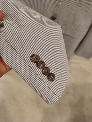 Americana H&M Blanca a rayas talla 50 como nueva.