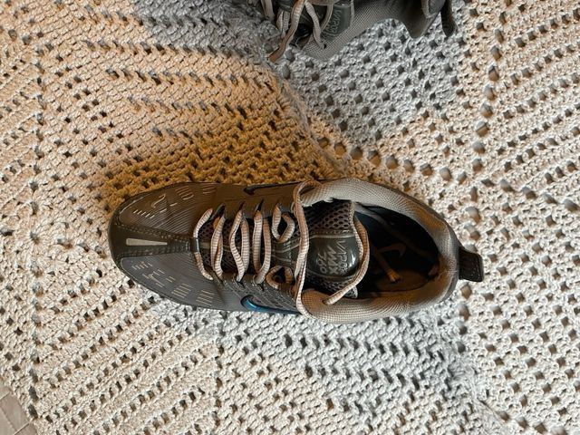 Nike Air Vapormax 360 Gris