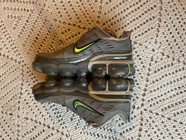 Nike Air Vapormax 360 Gris