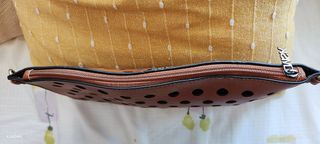 Cartera Bolso de mano MSK con perforaciones