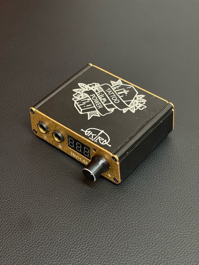 Fuente de Alimentación Akira Tattoo