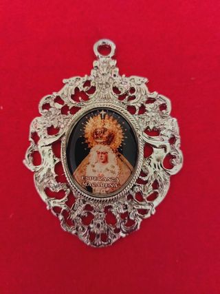 Medalla antigua Filigrana Virgen Esperanza Macaren