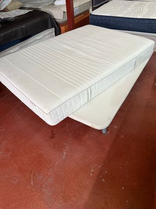 Base y colchón Ikea Myrbacka 140x200