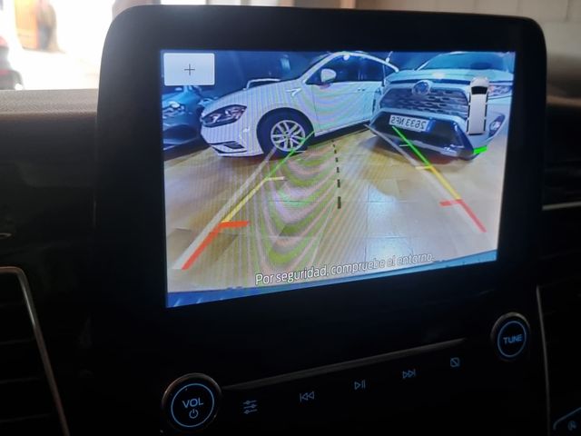 Ford Tourneo Custom 2023