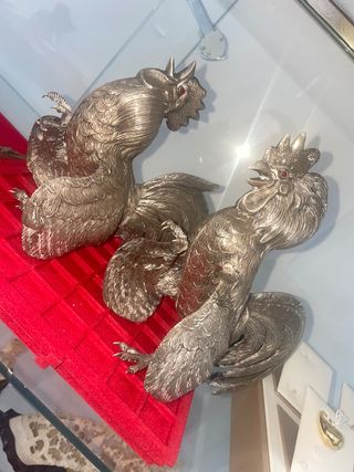 Gallos de plata grandes