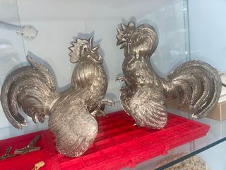 Gallos de plata grandes