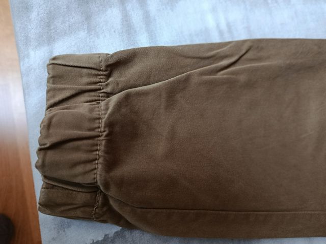 Pantalón cargo marrón Zara talla M