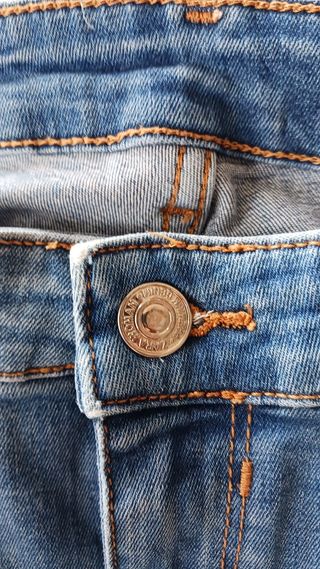 Pantalón vaquero pitillo Zara Talla 36