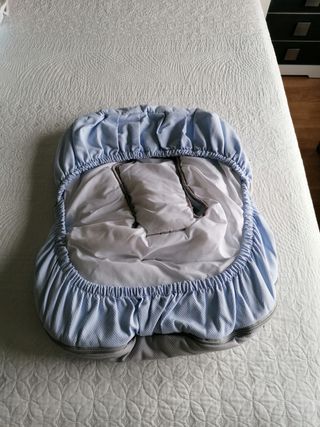 Saco para silla de coche de bebé. Marca Uzturre