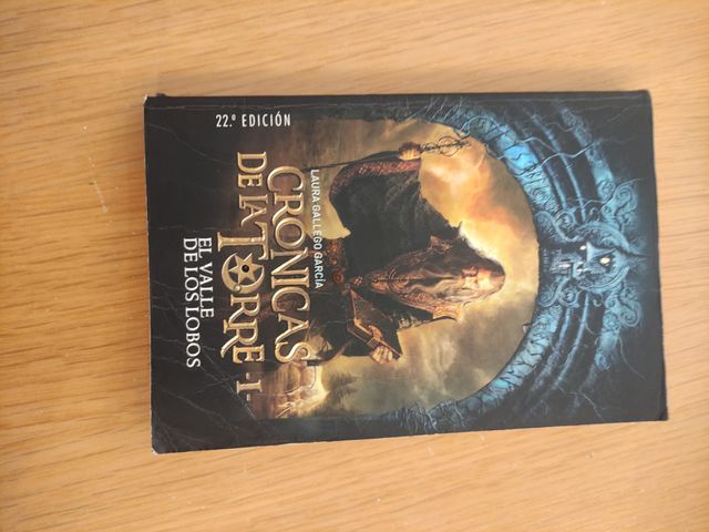 Crónicas de la Torre I. El Valle de los Lobos (...