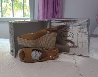 Zapatos de esparto tacón marrón talla 39