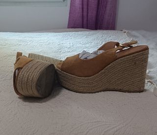 Zapatos de esparto tacón marrón talla 39