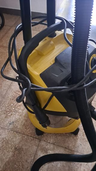Aspirador Karcher WD 5.200 M