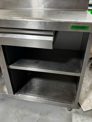 Mueble cafetero de acero inoxidable