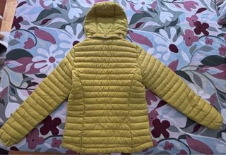 Cazadora acolchada mujer verde pistacho/amarilla