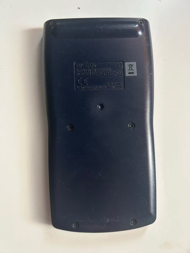 Calculadora Casio fx-82MS como nueva