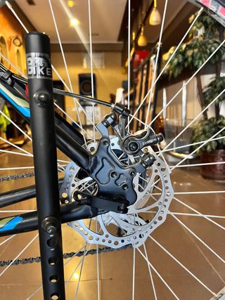 Bicicleta 29” aluminio.