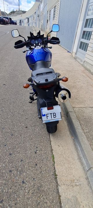 Suzuki V-Strom 650 Azul