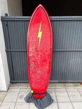 Tabla Surf Single Fin Lightning Bolt 
6,10 - 22,5 