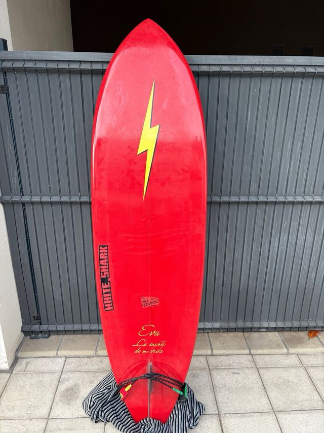 Tabla Surf Single Fin Lightning Bolt  6,10 - 22,5