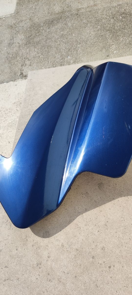 Targa destra Aprilia Arrecife 500 blu