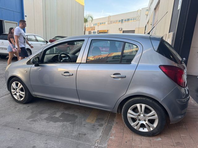 Opel Corsa 1.2 Cosmo