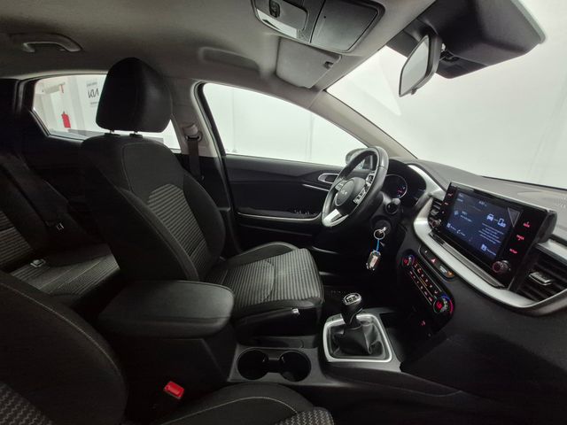 KIA XCEED DRIVE 1.0 TGDI 120CV MANUAL 