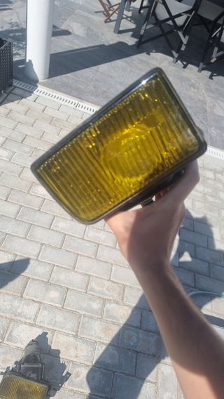 Antinieblas BMW E34 E32 amarillos originales HELLA