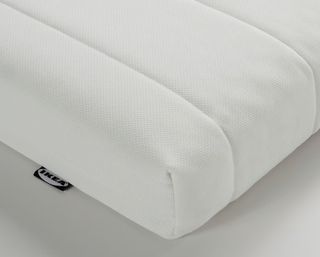 Cama Diván Hemnes IKEA Blanca + 2 colchones