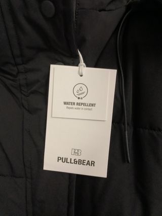 Anorak Pull&Bear Negro