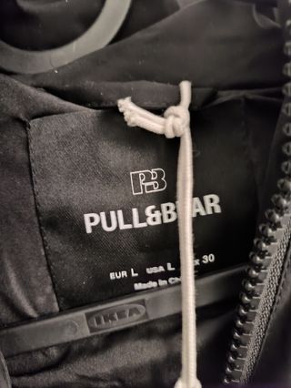 Anorak Pull&Bear Negro