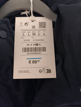 Anorak Pull&Bear Negro