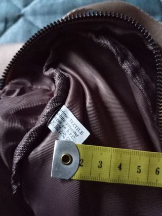 Bolso bandolera acolchado beige,mide 16, por 22cm