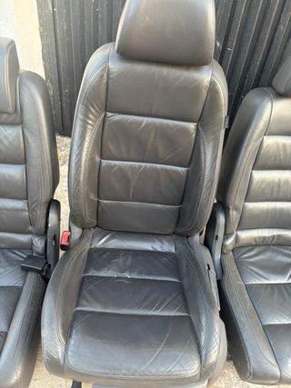 Asientos Volkswagen Touran Piel Negra