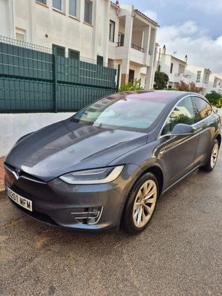 Tesla Model X 2018