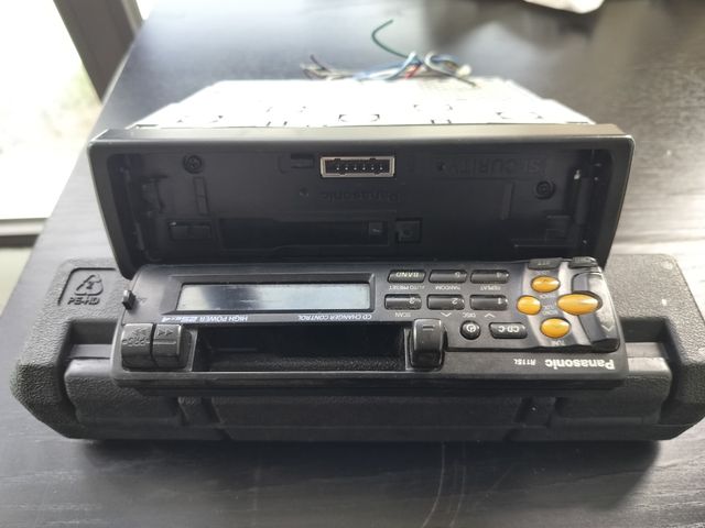 Radio Coche Panasonic R115L