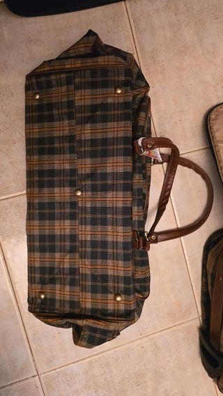 Maleta/Bolsa de mano con diseño a cuadros