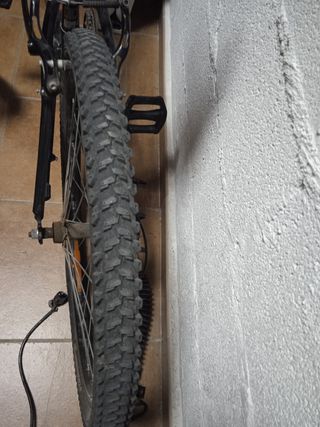 Bicicleta 24 Negra y Roja