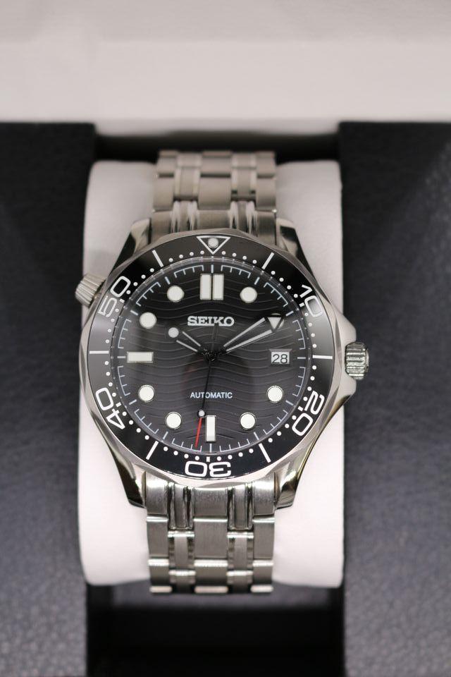 Mod Seamaster negro