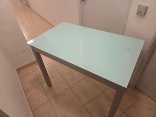 MESA DE COCINA + 4 SILLAS