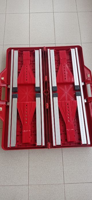 Mesa de camping plegable roja