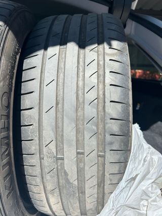 Neumáticos Coche 245/40/19 98Y- 50% Vida Útil