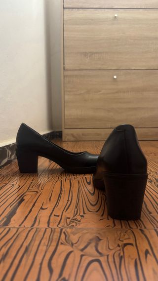 Zapatos Calzapies Talla 39 Negros