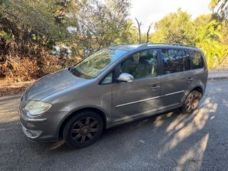 Volkswagen Touran 2.0 TDI AUTOMATICO 