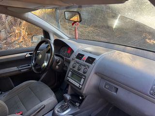 Volkswagen Touran 2.0 TDI AUTOMATICO 