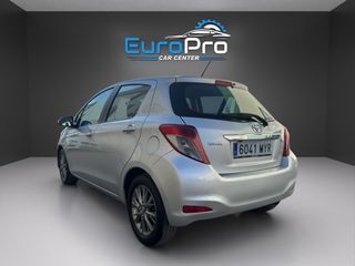 Toyota Yaris 2012