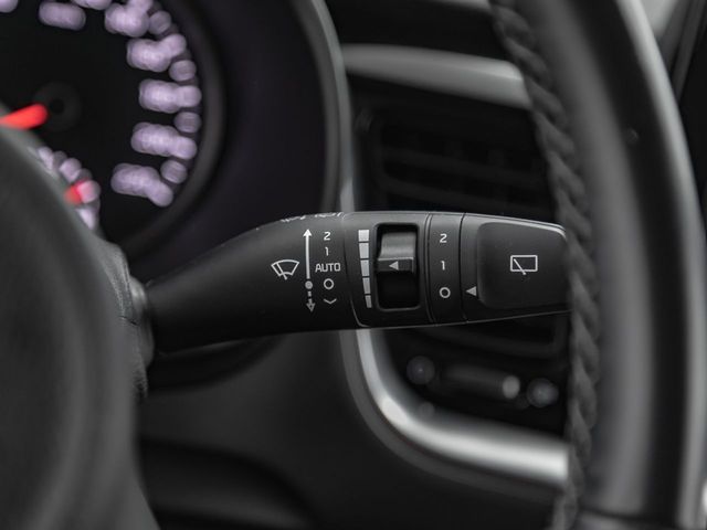 Kia Stonic 1.0 T-GDi 74kW (100CV) MHEV iMT Drive