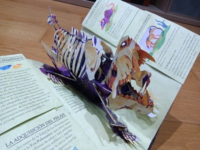 Enciclopedia Prehistorica/ desplegable