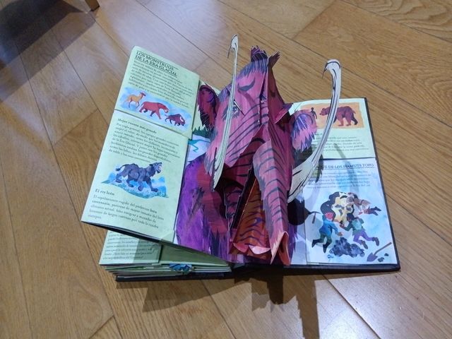 Enciclopedia Prehistorica/ desplegable